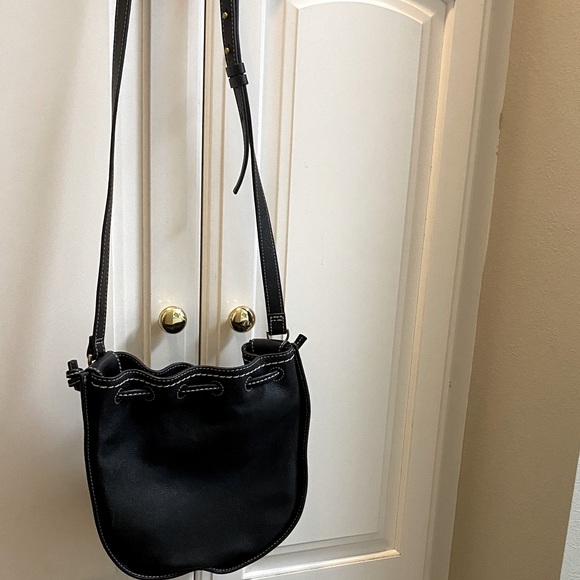 Fossil Black Crossbody Bag, 9x9 , gently used. Goat hide leather. - Picture 1 of 4